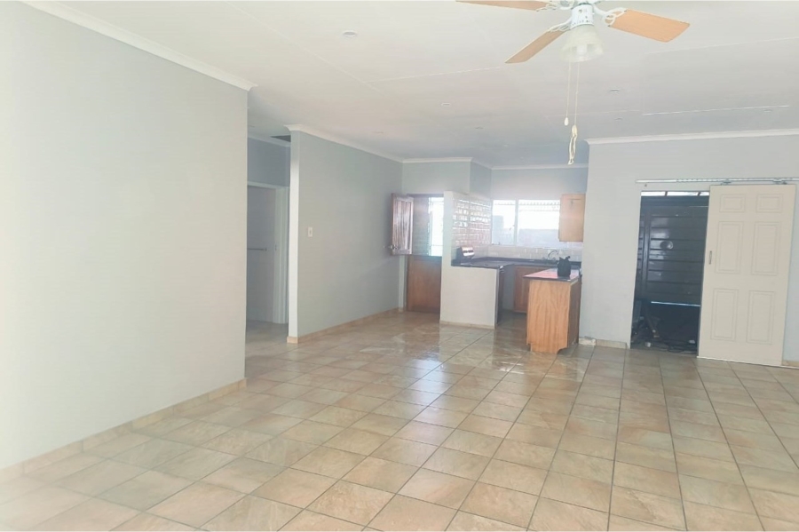 To Let 2 Bedroom Property for Rent in Rustenburg Central North West